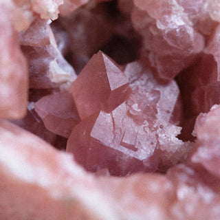 Pink Amethyst – Meaning, Uses and Healing Properties
